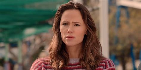 Get the latest and most updated news, videos, and photo galleries about Jennifer Garner.